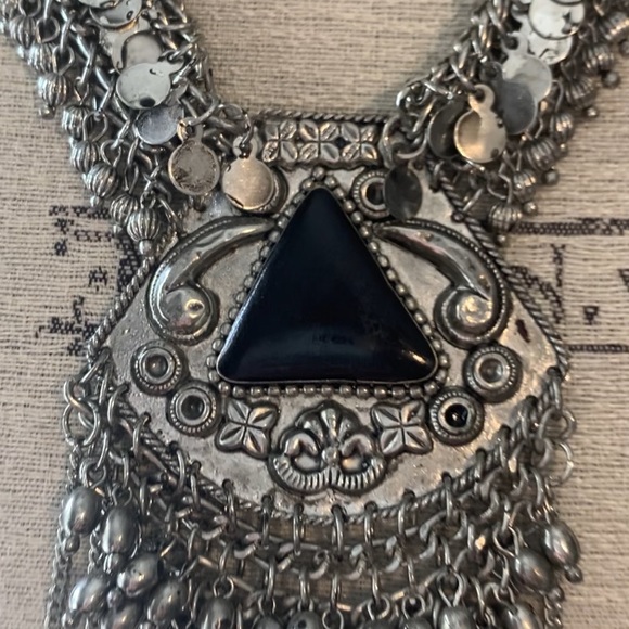 Faux Silver, Gunmetal Tone, Boho Style Bib Necklace with Black Triangle Pendant. - Picture 6 of 7